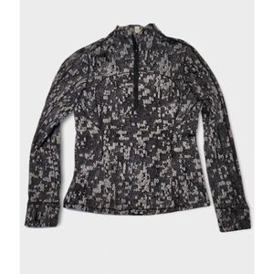 Size 10 - Lululemon Run Briskly 1/2 Zip